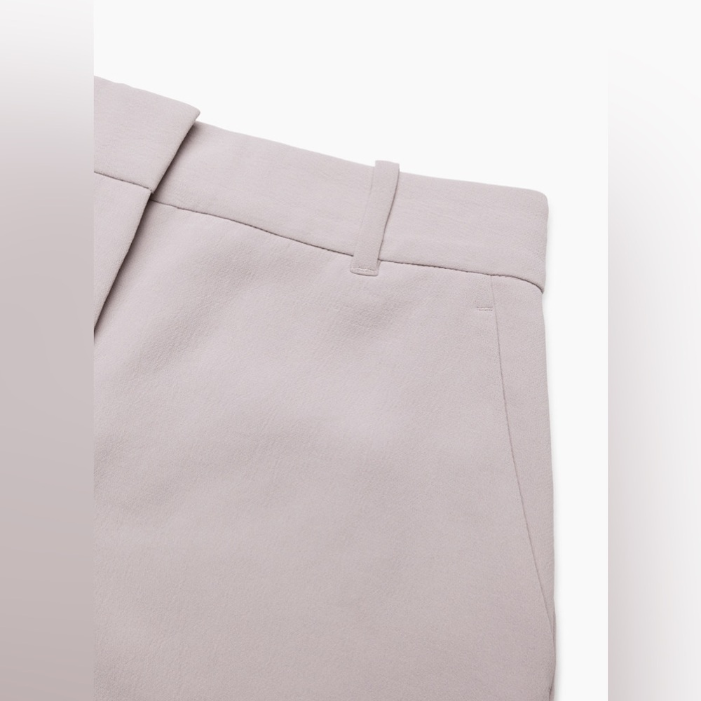 ARITZIA WILFRED Effortless high rise shorts long, morado grey (US 8)